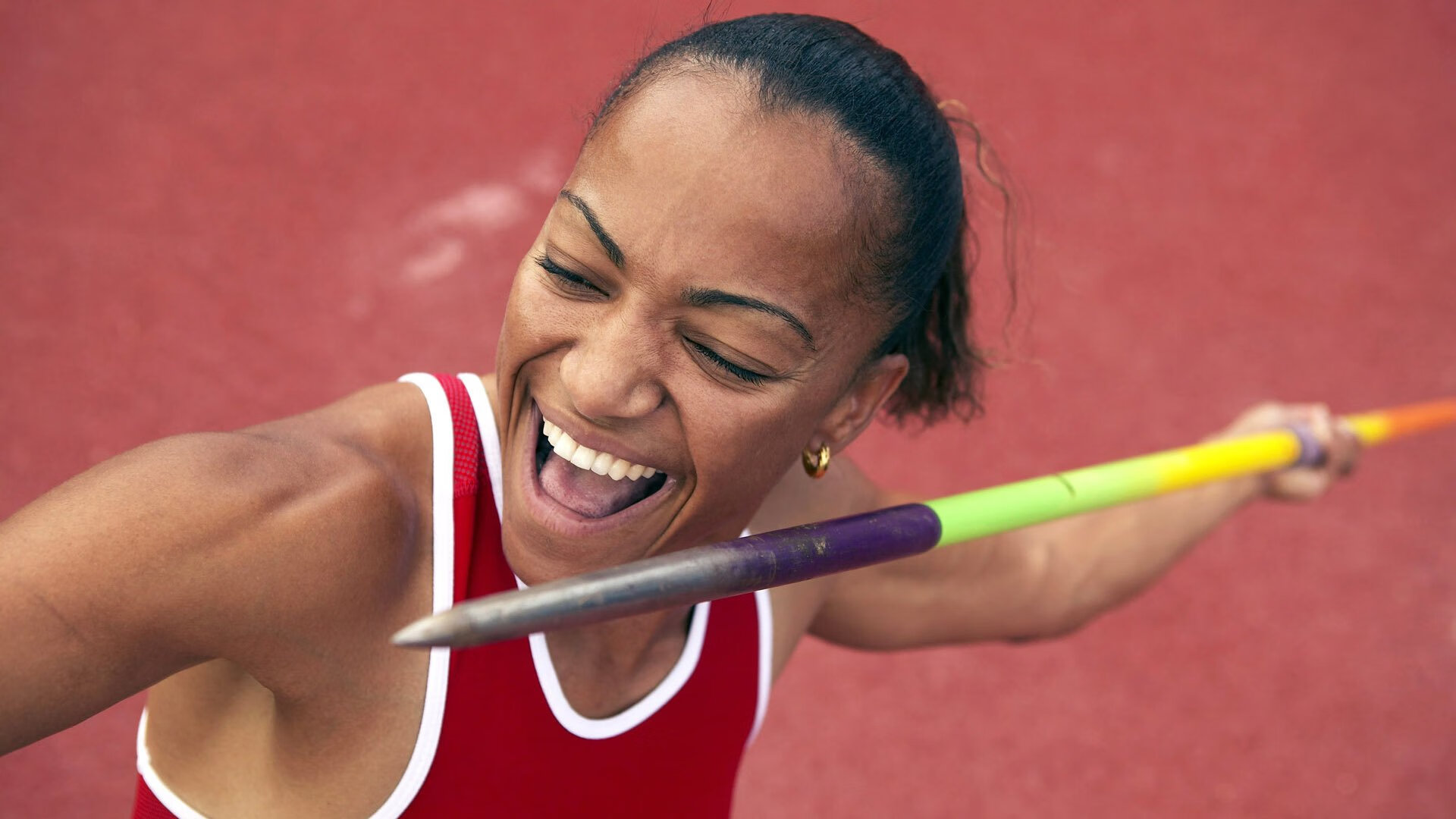 亚博-F1赛车赛场焦点！荷兰队对阵美国队，老将回归赛场，再度燃起斗志